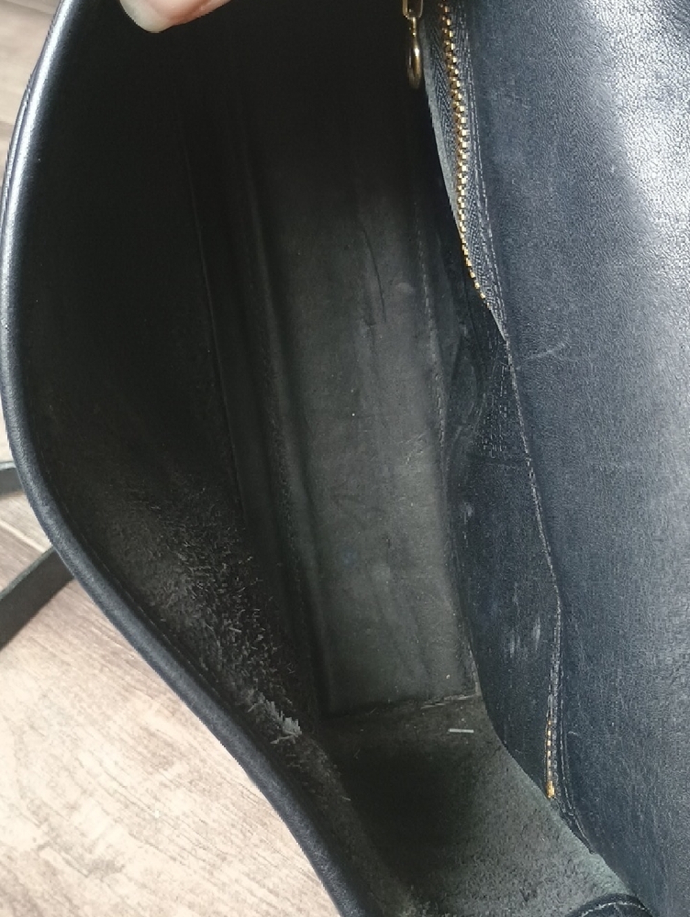 Vintage Coach Court Bag #9870 Black Leather Top-Handle Cross Body Bag Purse - Picture 10 of 16